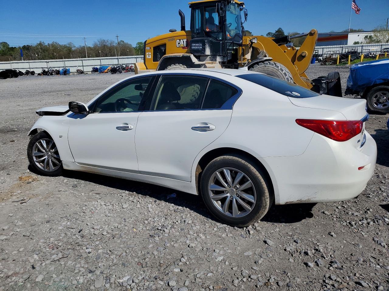 2015 Infiniti Q50 Premium - Фото 2