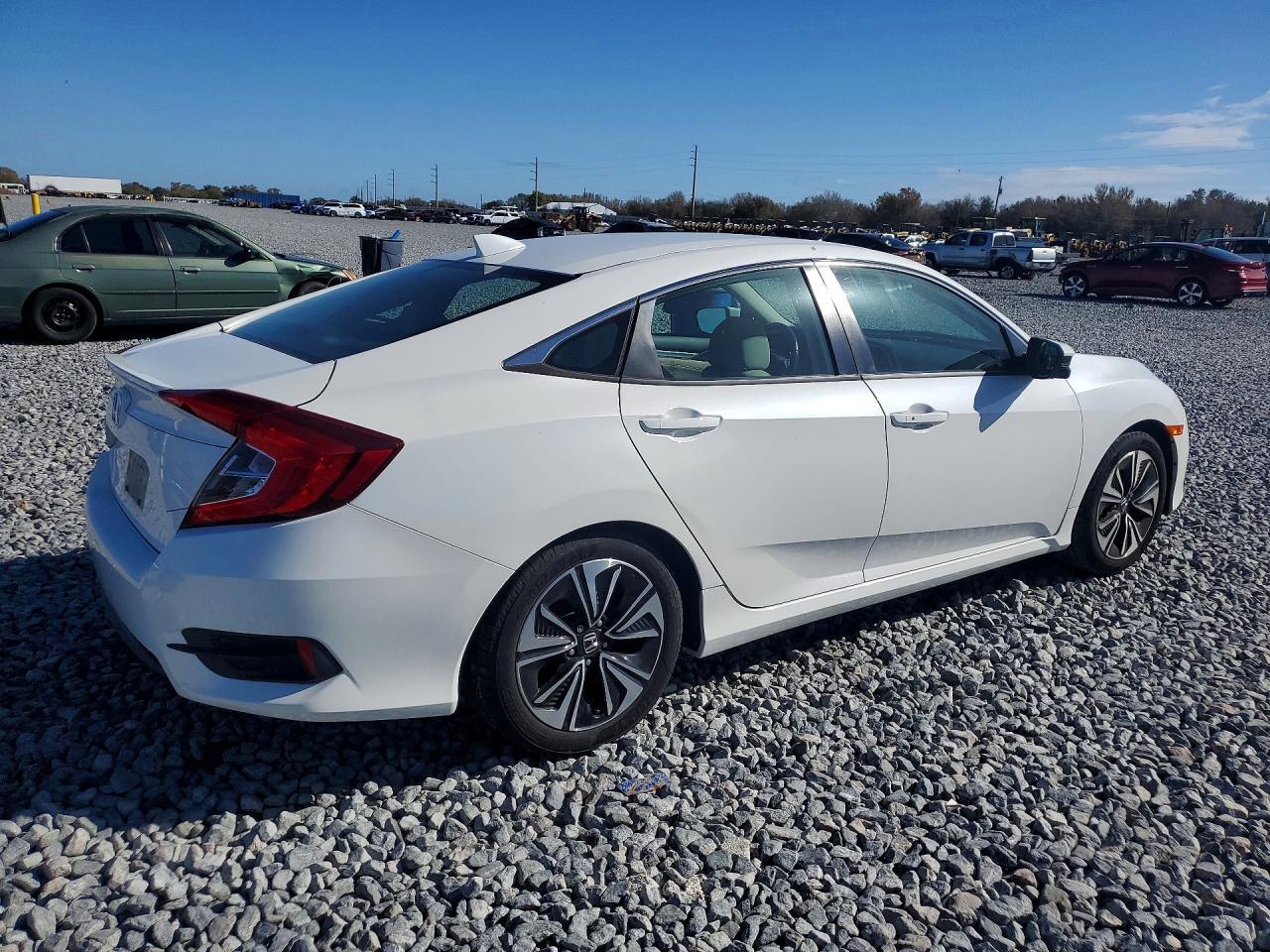 2018 Honda Civic Ex - Фото 3