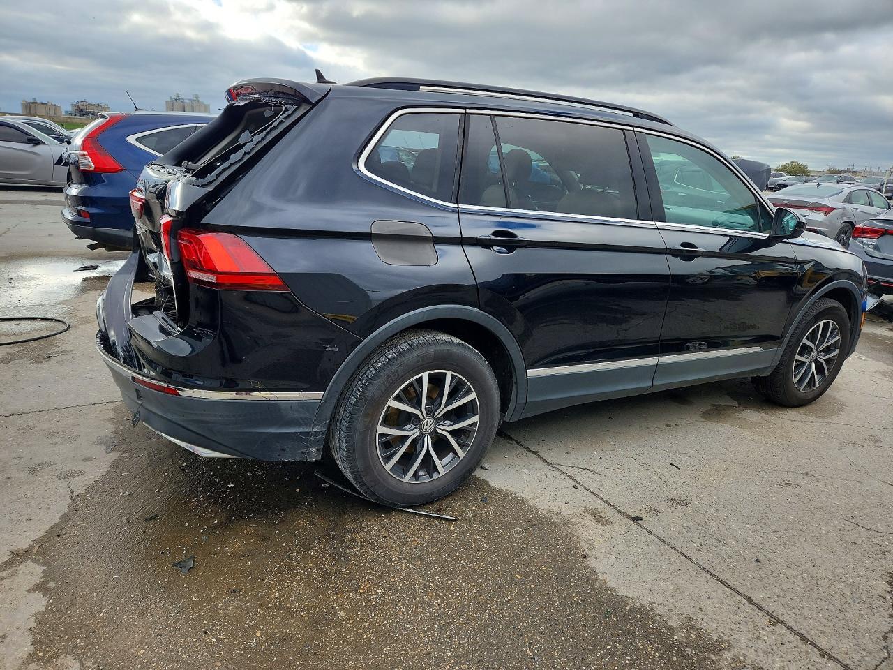 2018 Volkswagen Tiguan Se - Фото 3