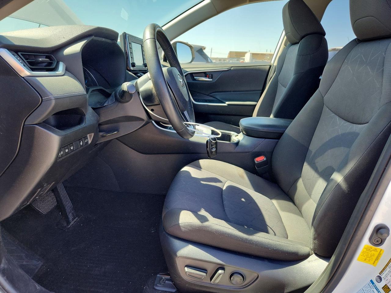 2022 Toyota Rav4 Hybrid Xle - Image 7