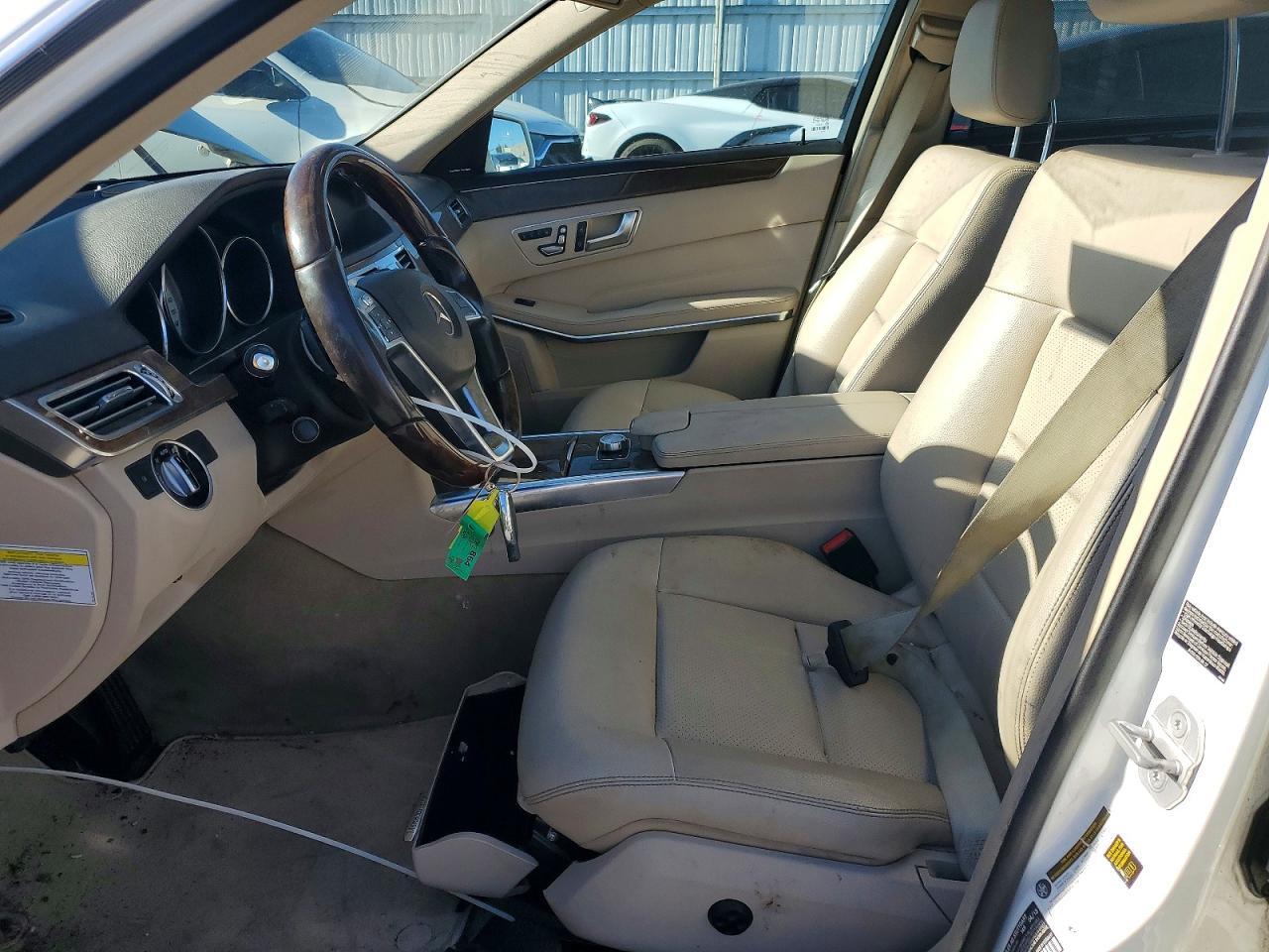 2014 Mercedes-Benz E 350 4Matic Wagon - Фото 7