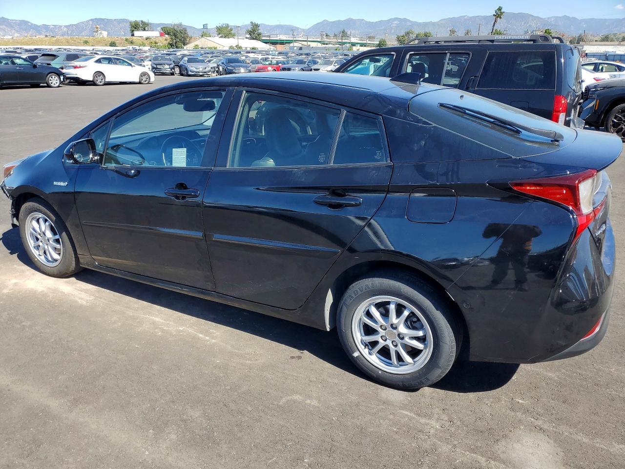 2020 Toyota Prius Xle - Фото 2