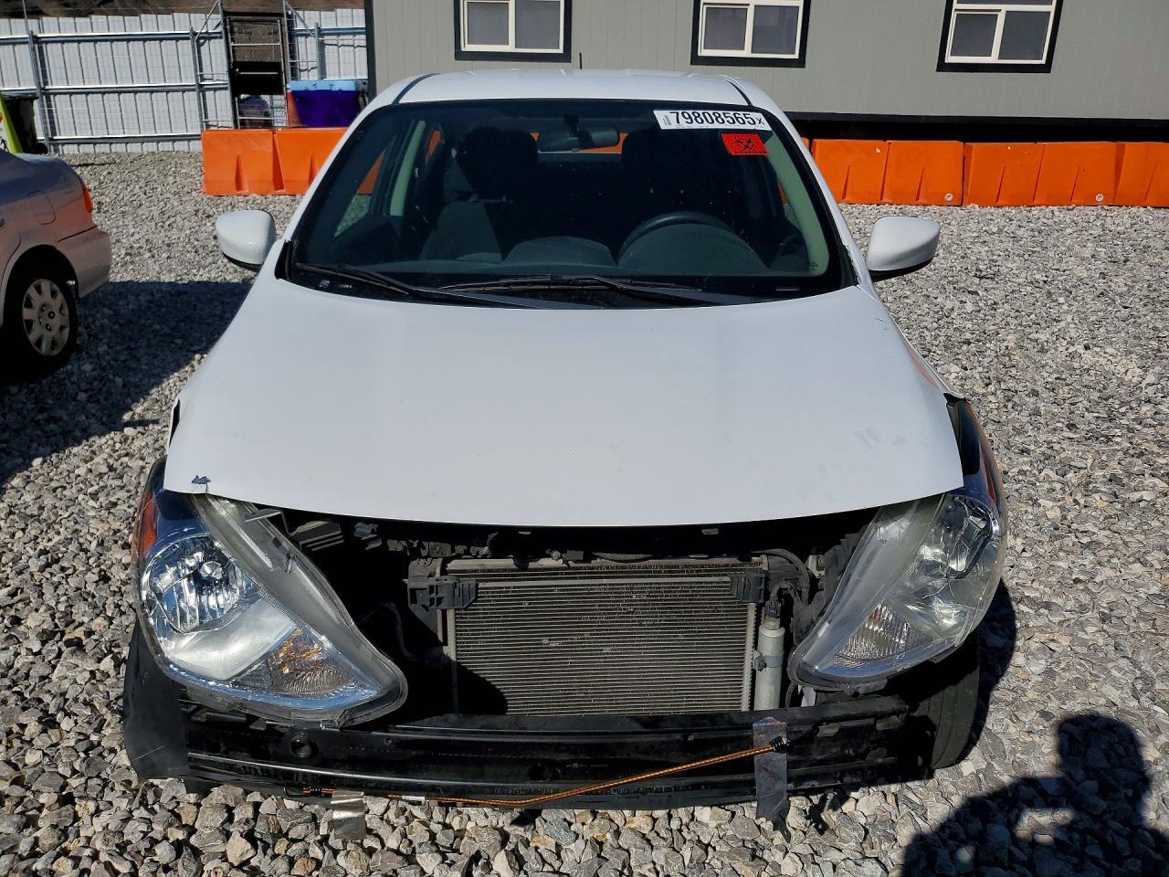 2019 Nissan Versa Sv - Фото 5
