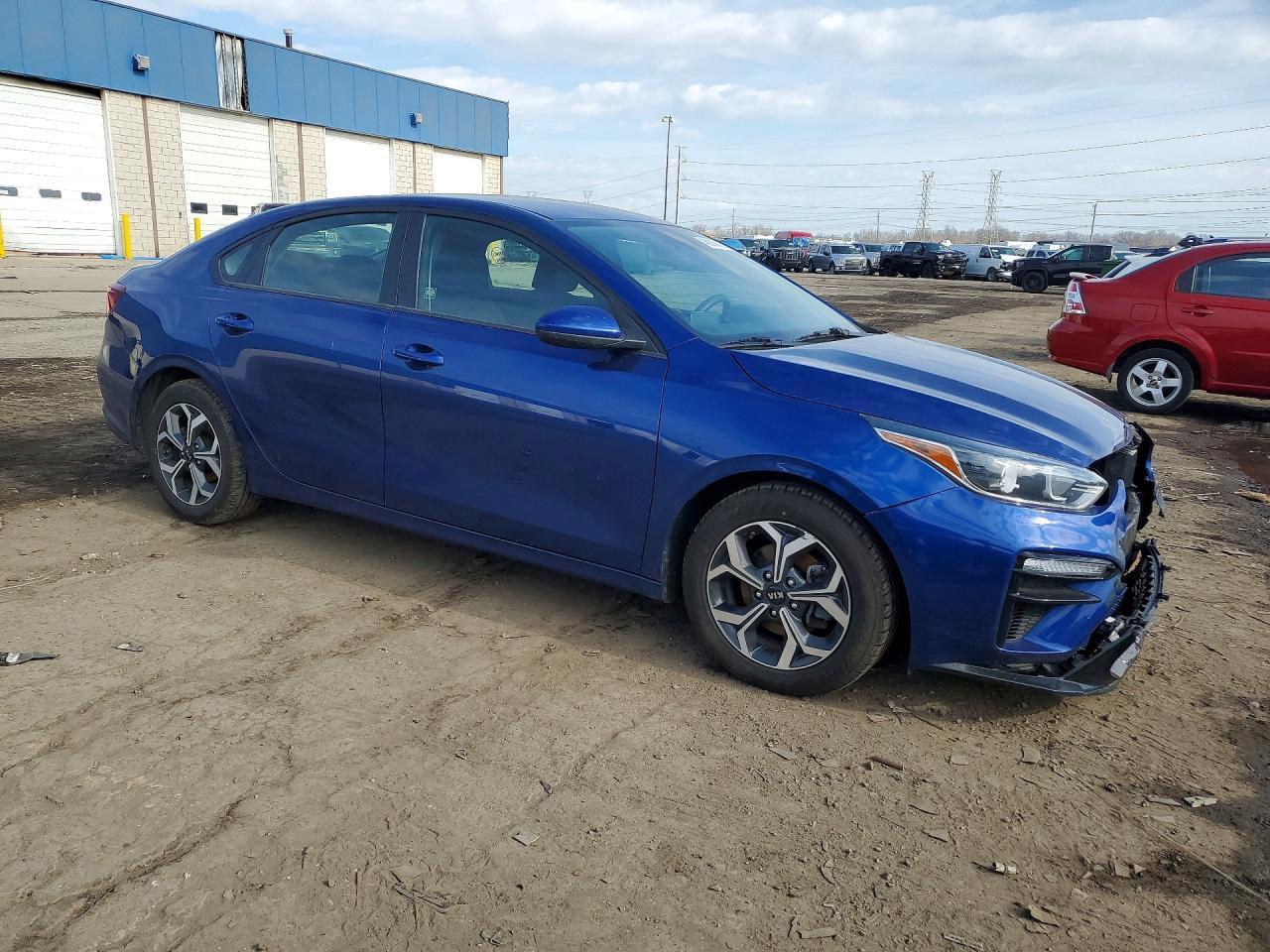 2019 Kia Forte Lxs - Фото 4