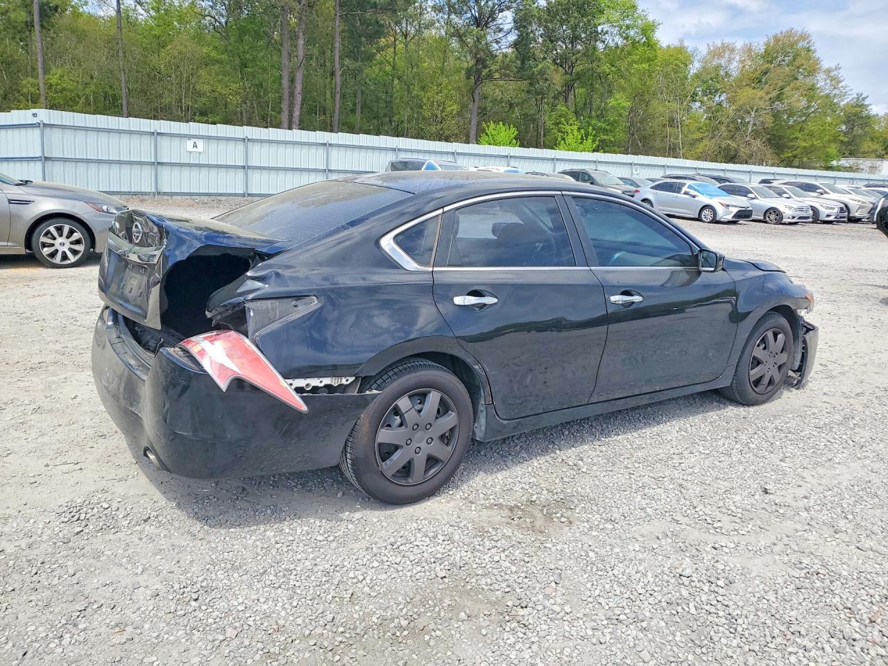 2015 Nissan Altima 2.5 S - Фото 3