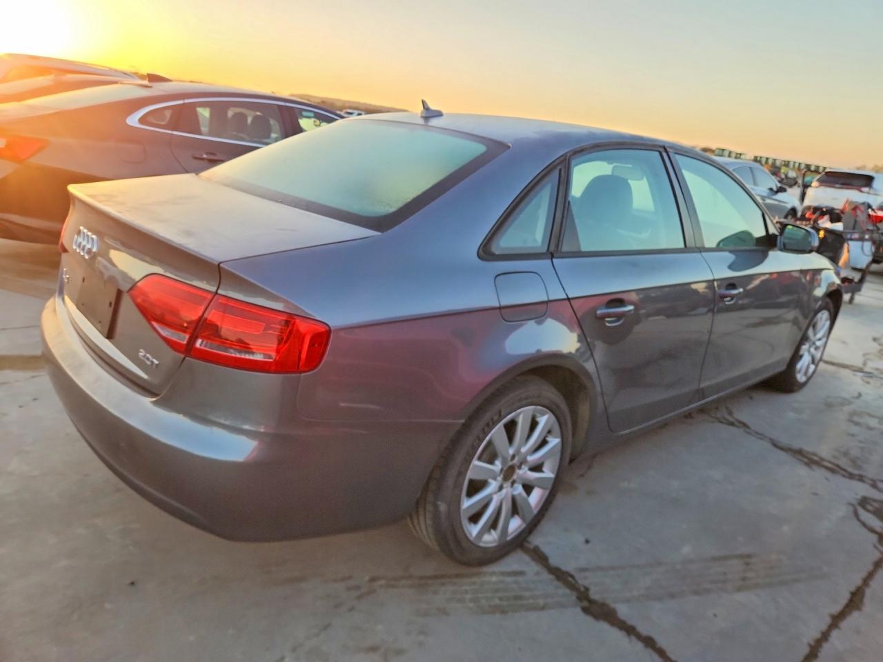 2012 Audi A4 Premium - Фото 3