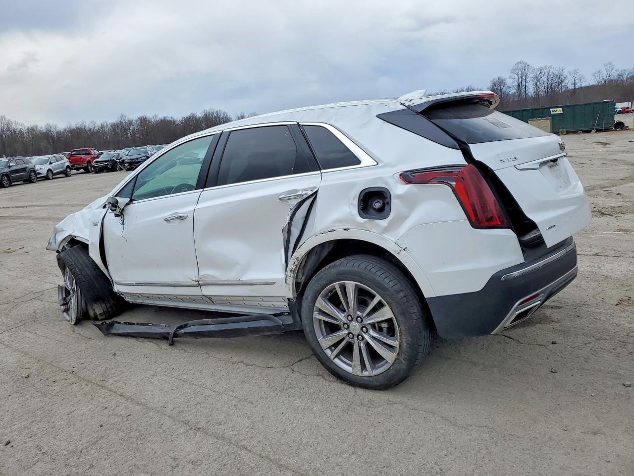 2024 Cadillac Xt5 Premium Luxury Awd - Image 2