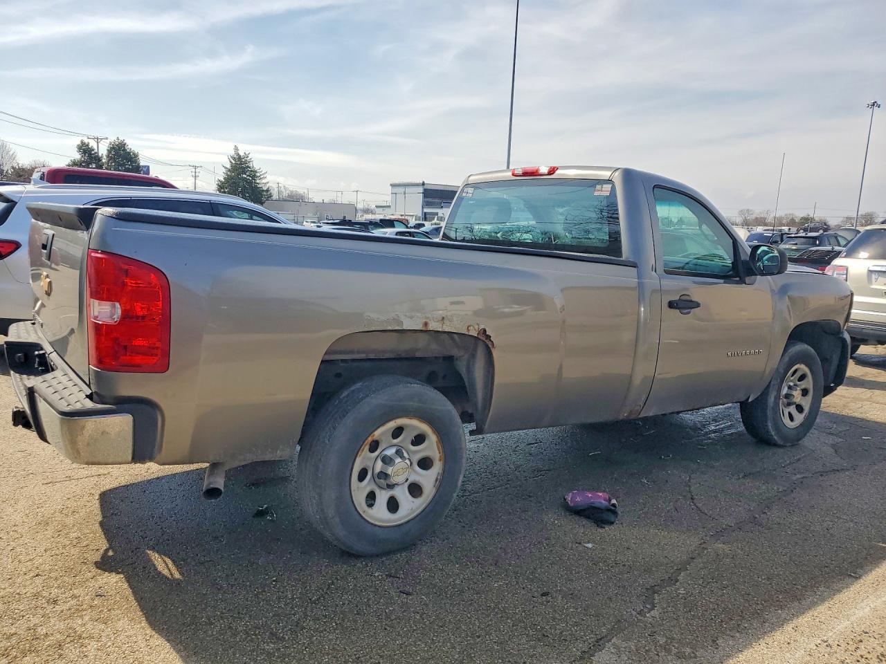2012 Chevrolet Silverado C1500 - Фото 3