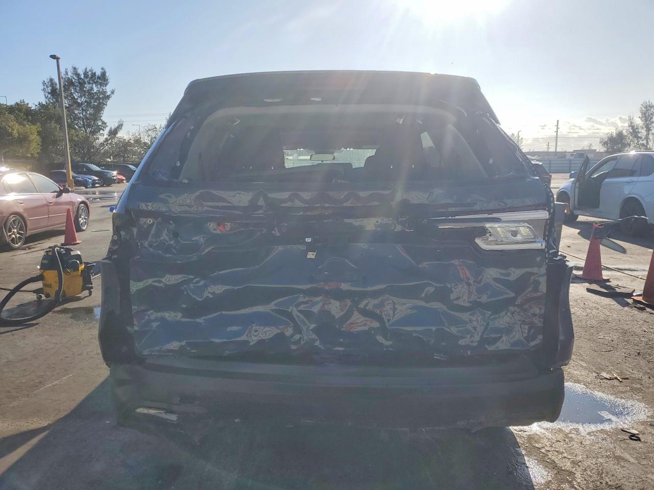 2025 Toyota Grand Highlander Le - Фото 6