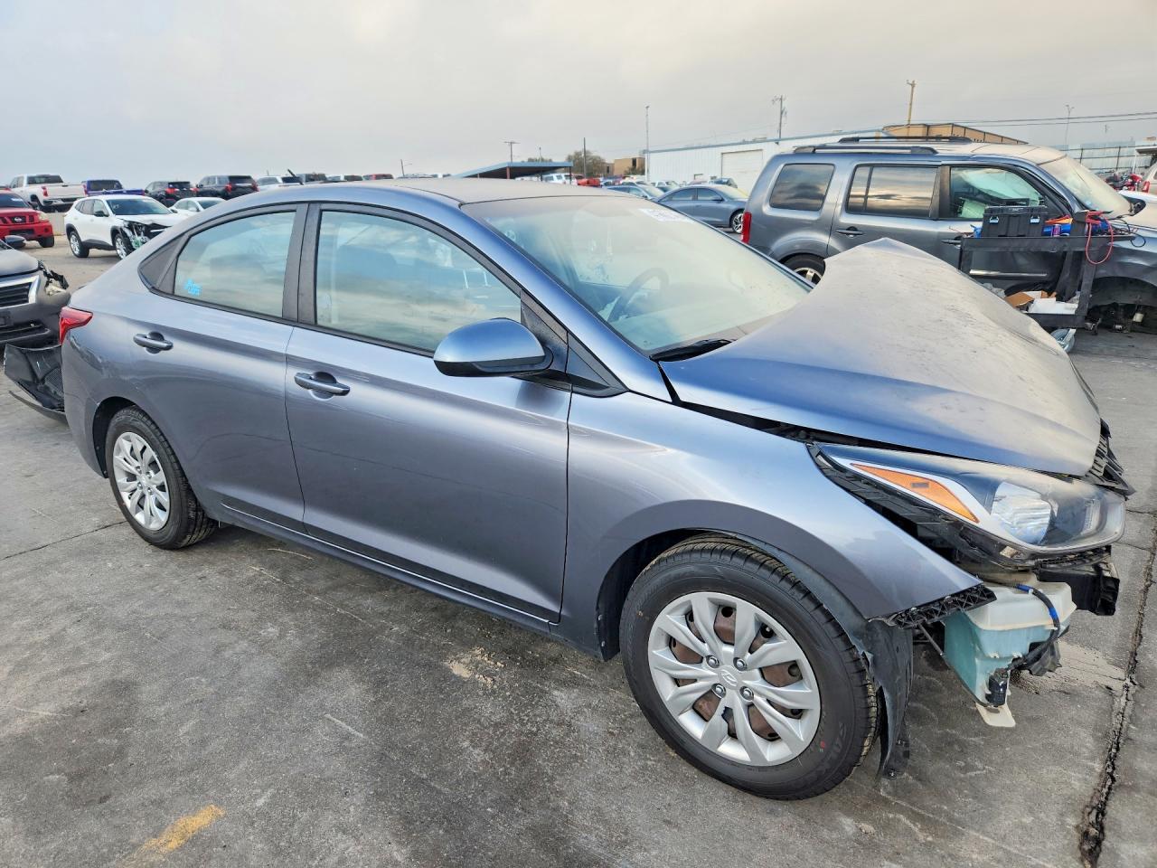 2018 Hyundai Accent - Фото 4