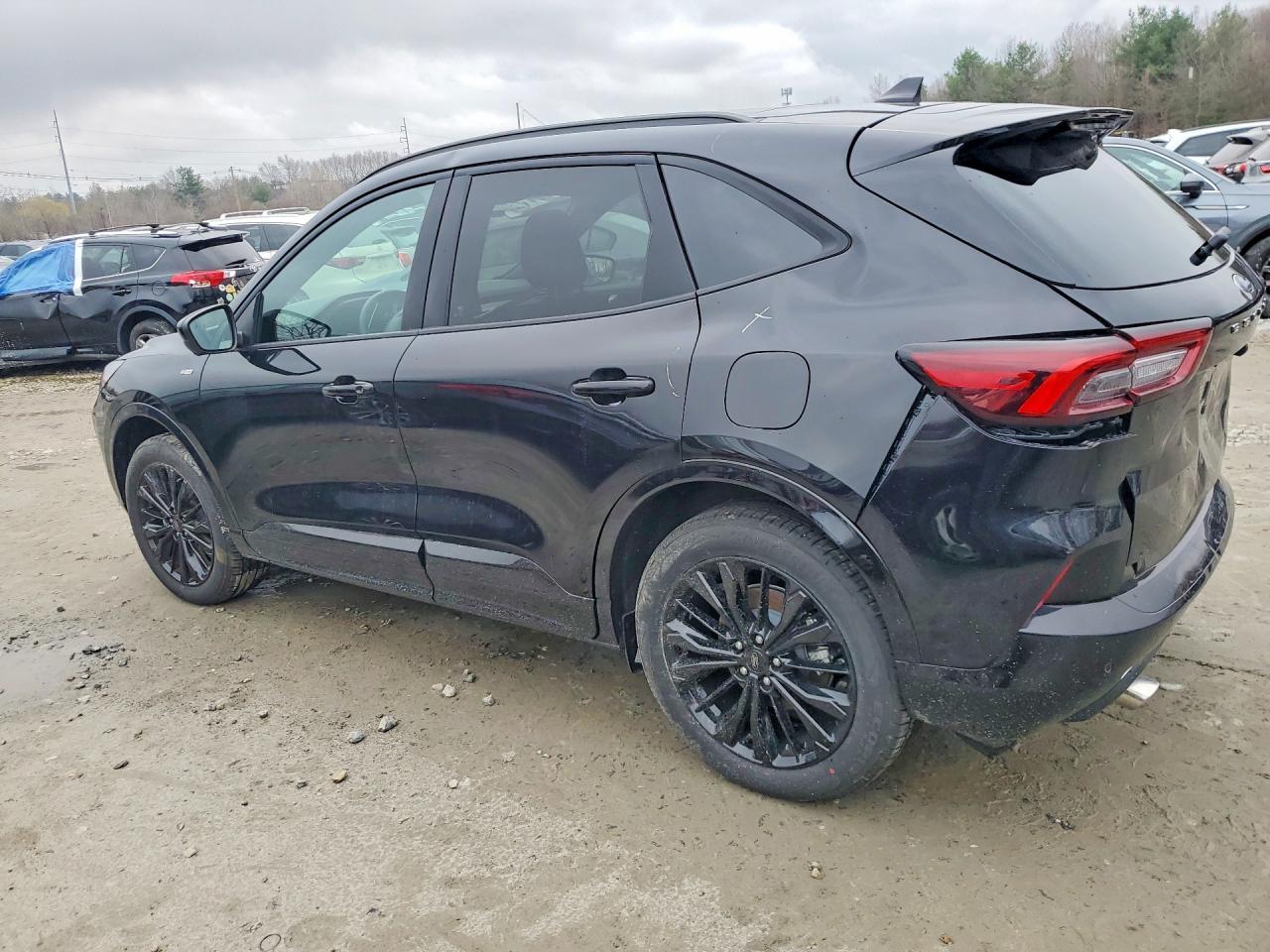 2025 Ford Escape St Line Elite - Фото 2