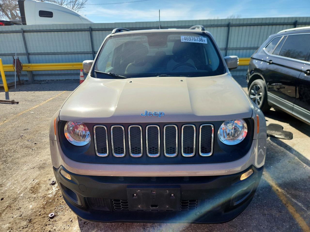 2016 Jeep Renegade Latitude - Image 5