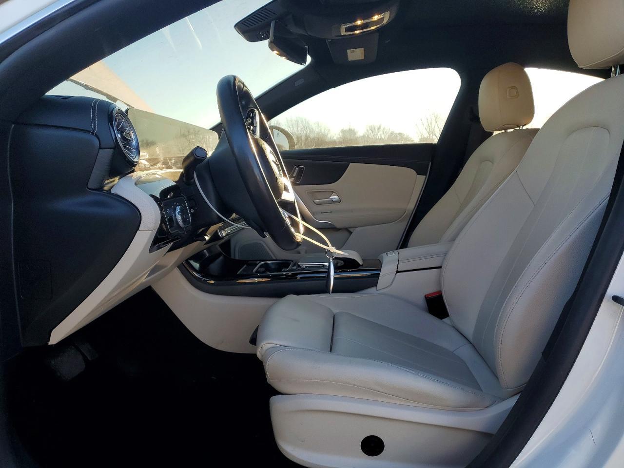 2022 Mercedes-Benz Cla 250 4Matic - Image 7