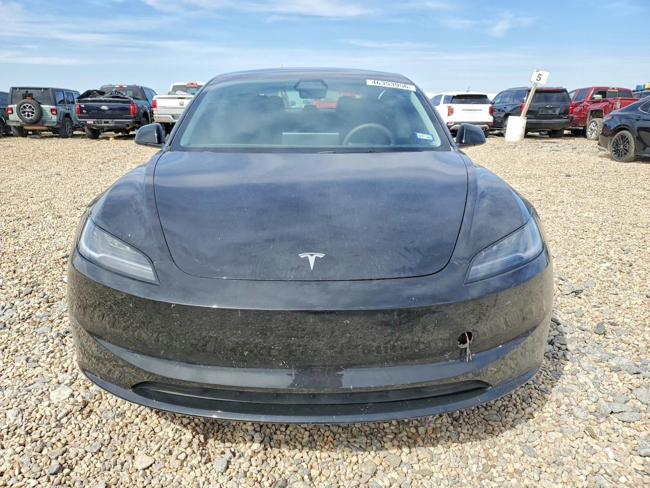 2024 Tesla Model 3 - Фото 5