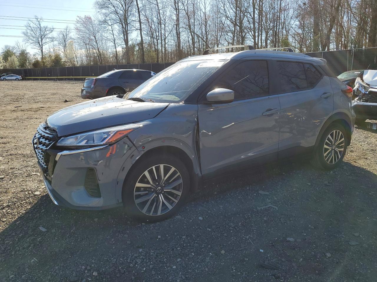 2021 Nissan Kicks Sv