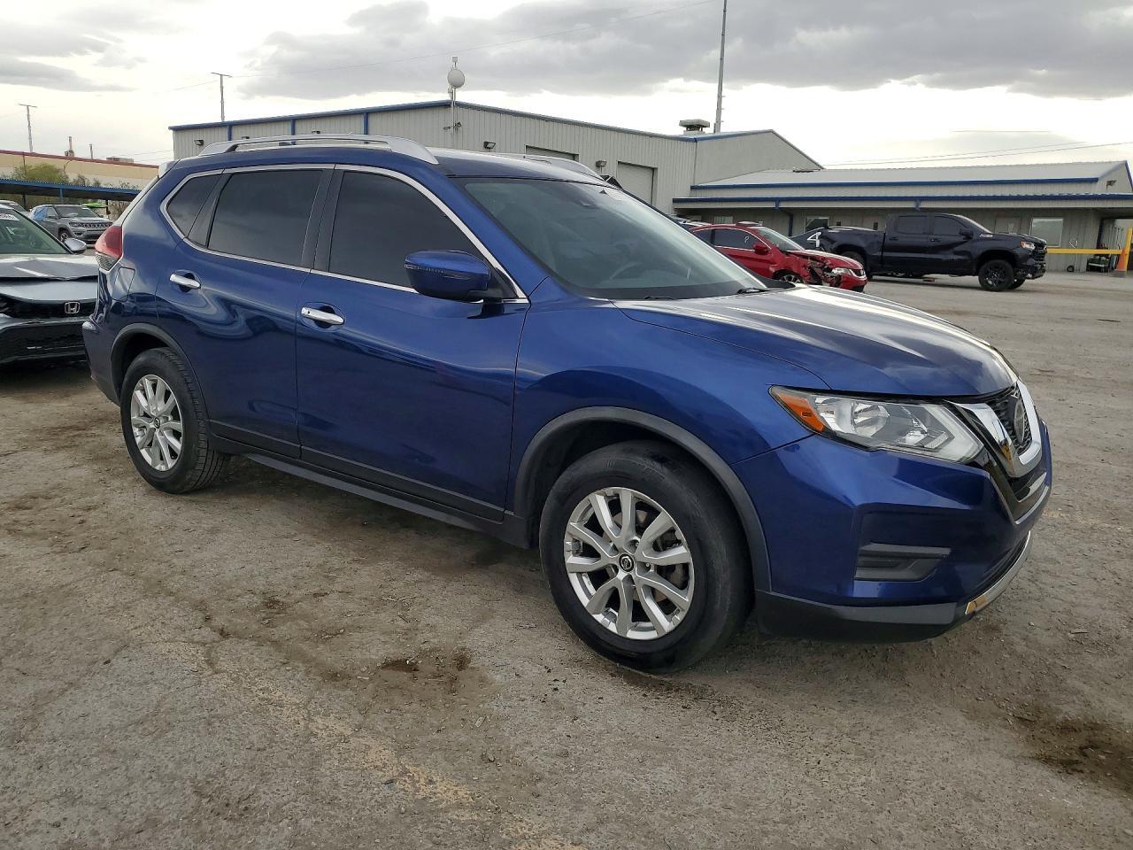 2020 Nissan Rogue Sv - Фото 4