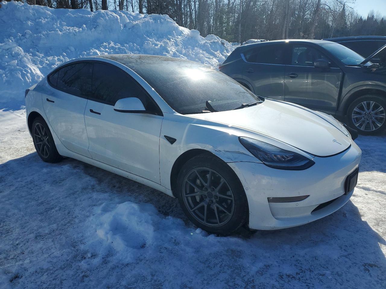 2021 Tesla Model 3 - Фото 4