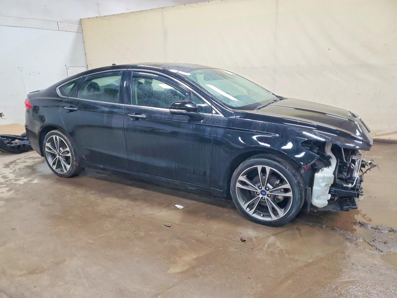2020 Ford Fusion Titanium - Фото 4