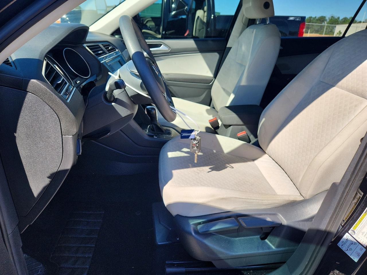 2021 Volkswagen Tiguan S - Image 7