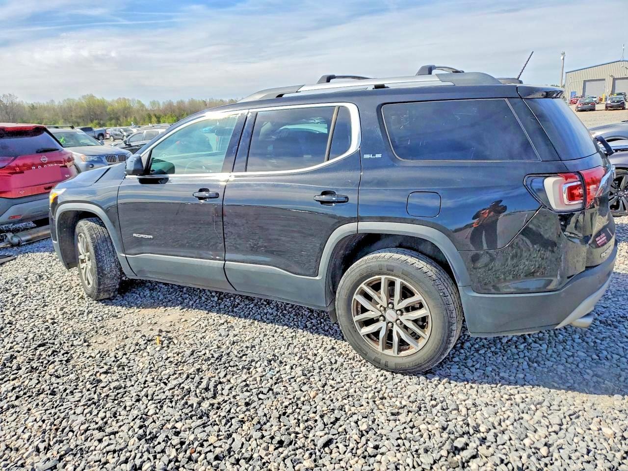 2018 GMC Acadia Sle - Image 2