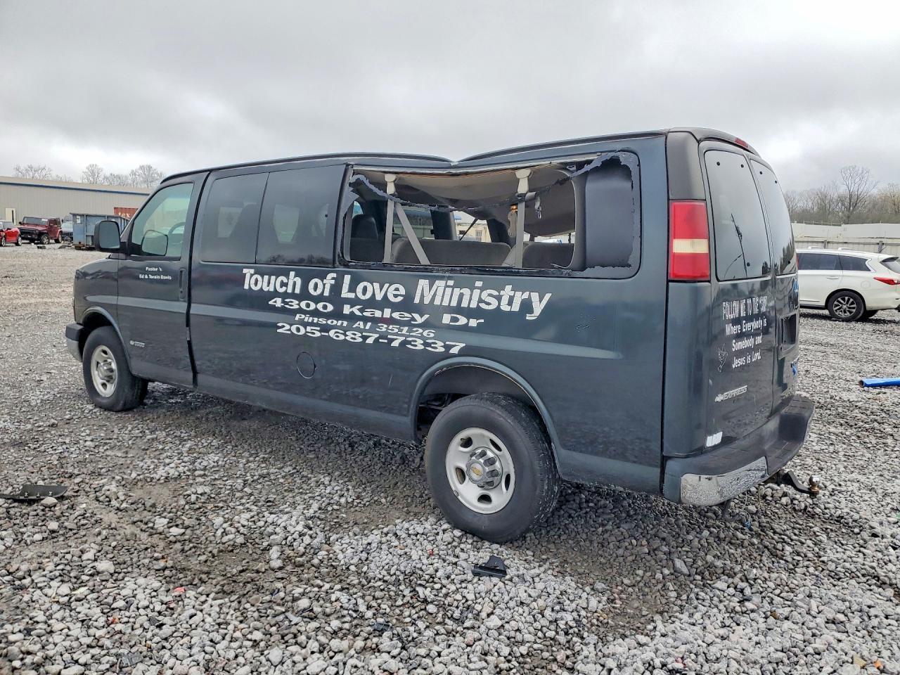 2004 Chevrolet Express G3500 - Фото 2