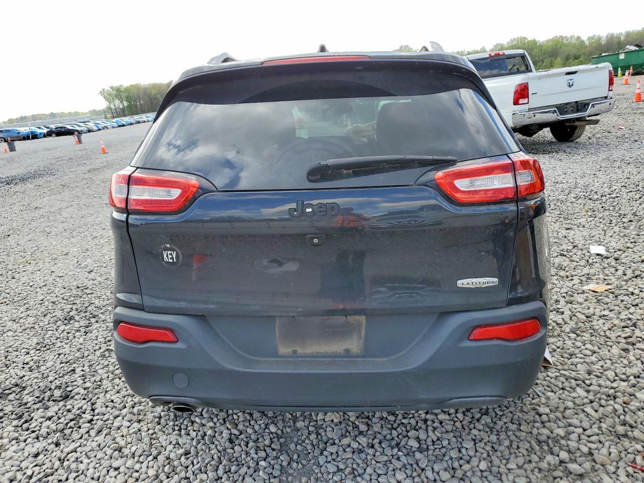 2015 Jeep Cherokee Latitude - Фото 6