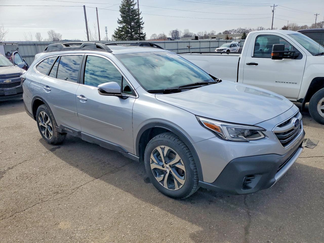 2021 Subaru Outback Limited - Image 4