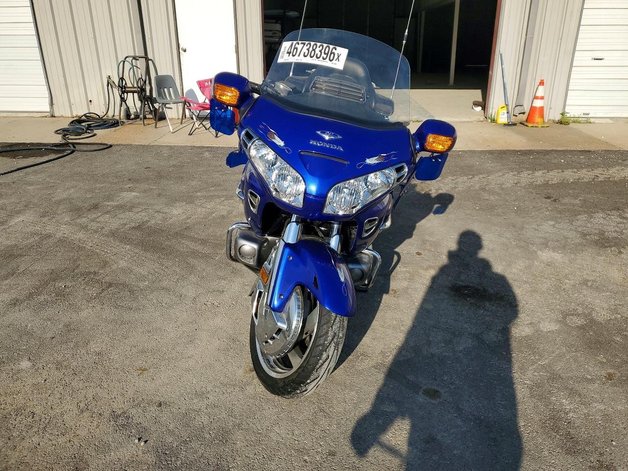 2005 Honda Gl1800 - Фото 2