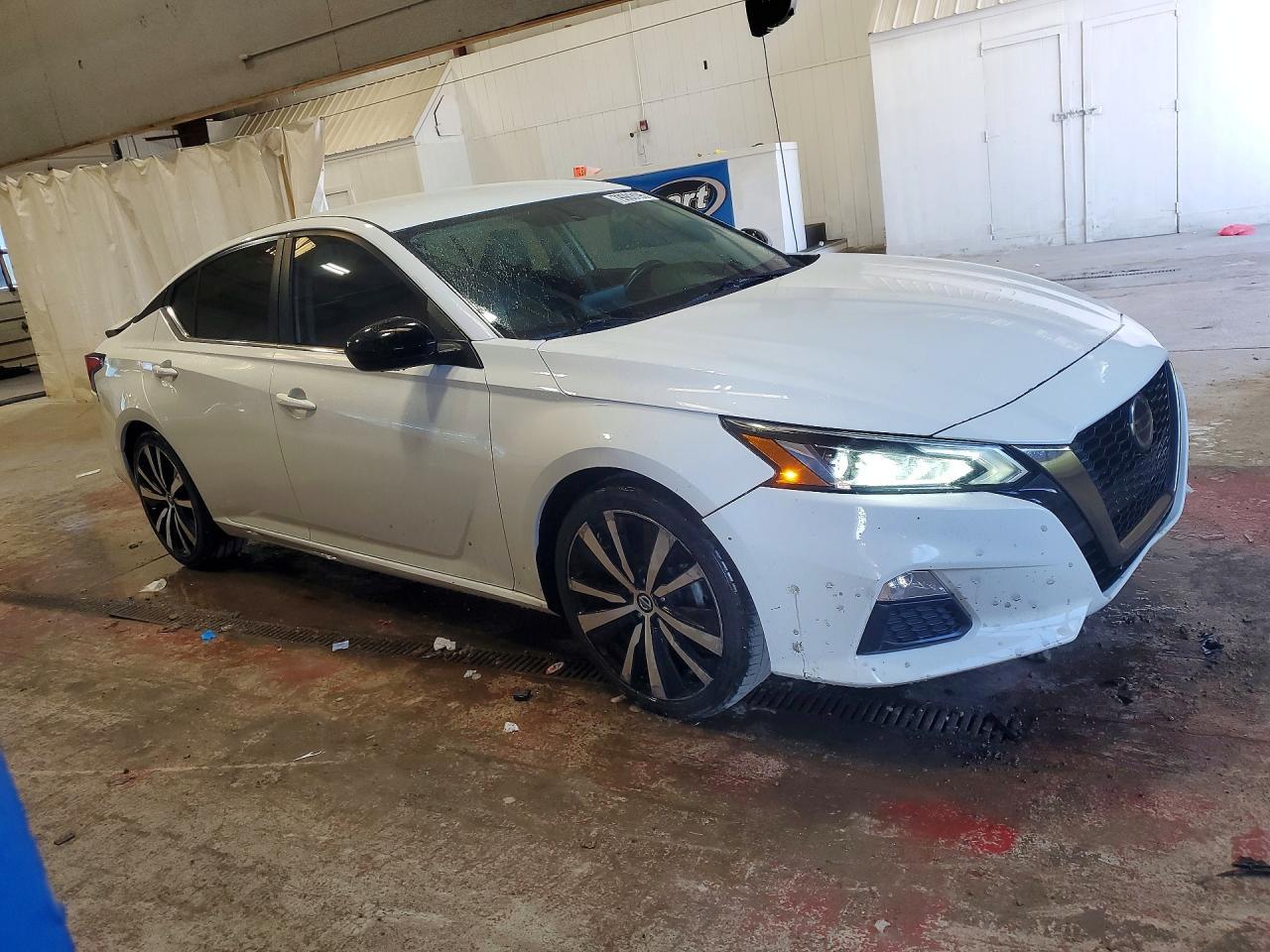 2019 Nissan Altima 2.5 Sr - Фото 4