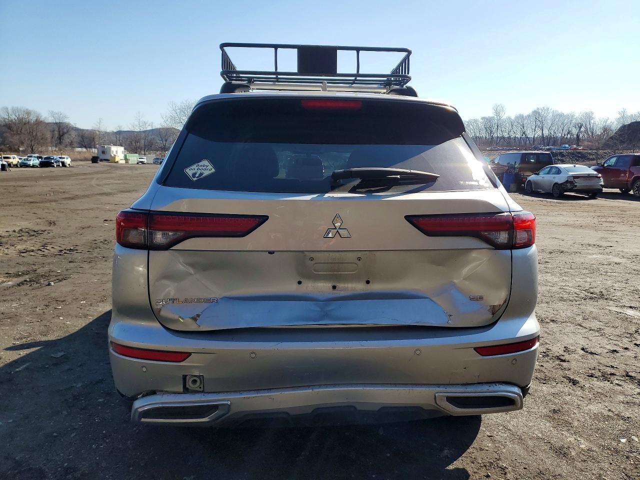 2022 Mitsubishi Outlander Se - Image 6