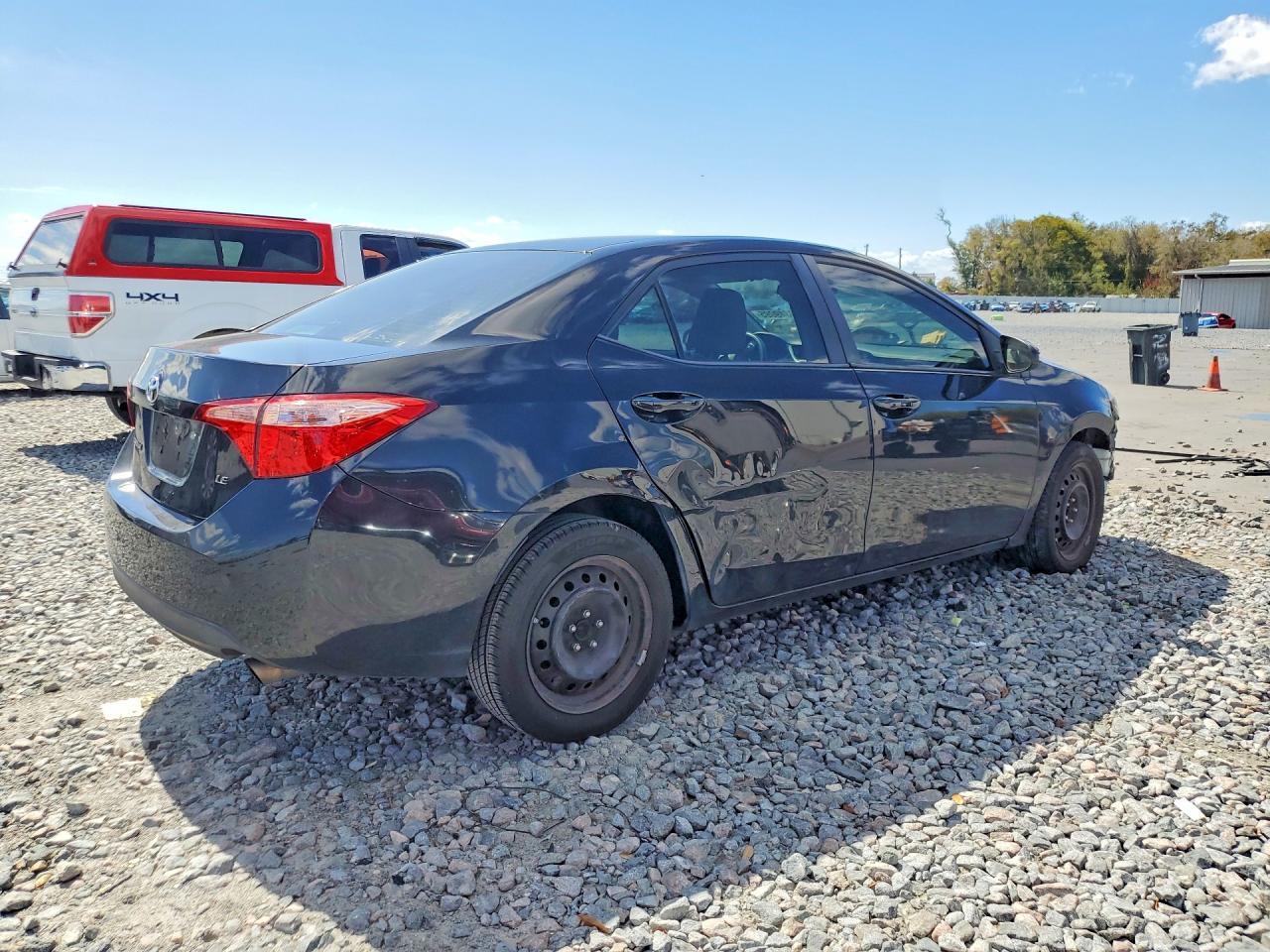 2019 Toyota Corolla Le - Image 3
