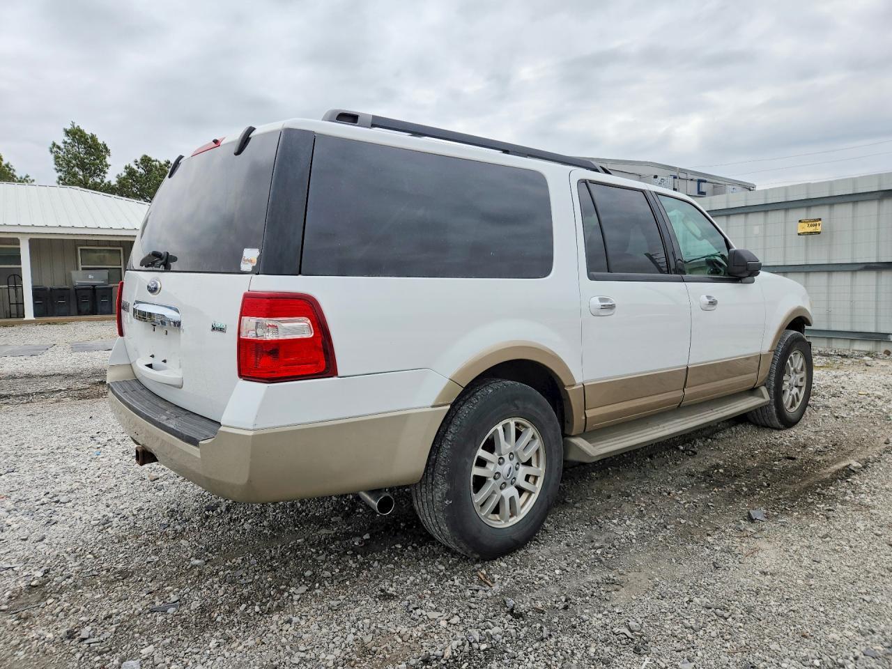 2012 Ford Expedition El Xlt - Фото 3