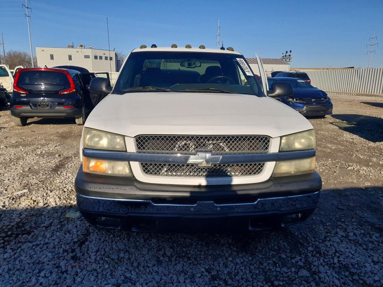 2004 Chevrolet Silverado K1500 - Image 5