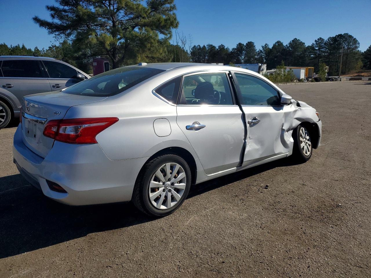 2017 Nissan Sentra Sv - Фото 3