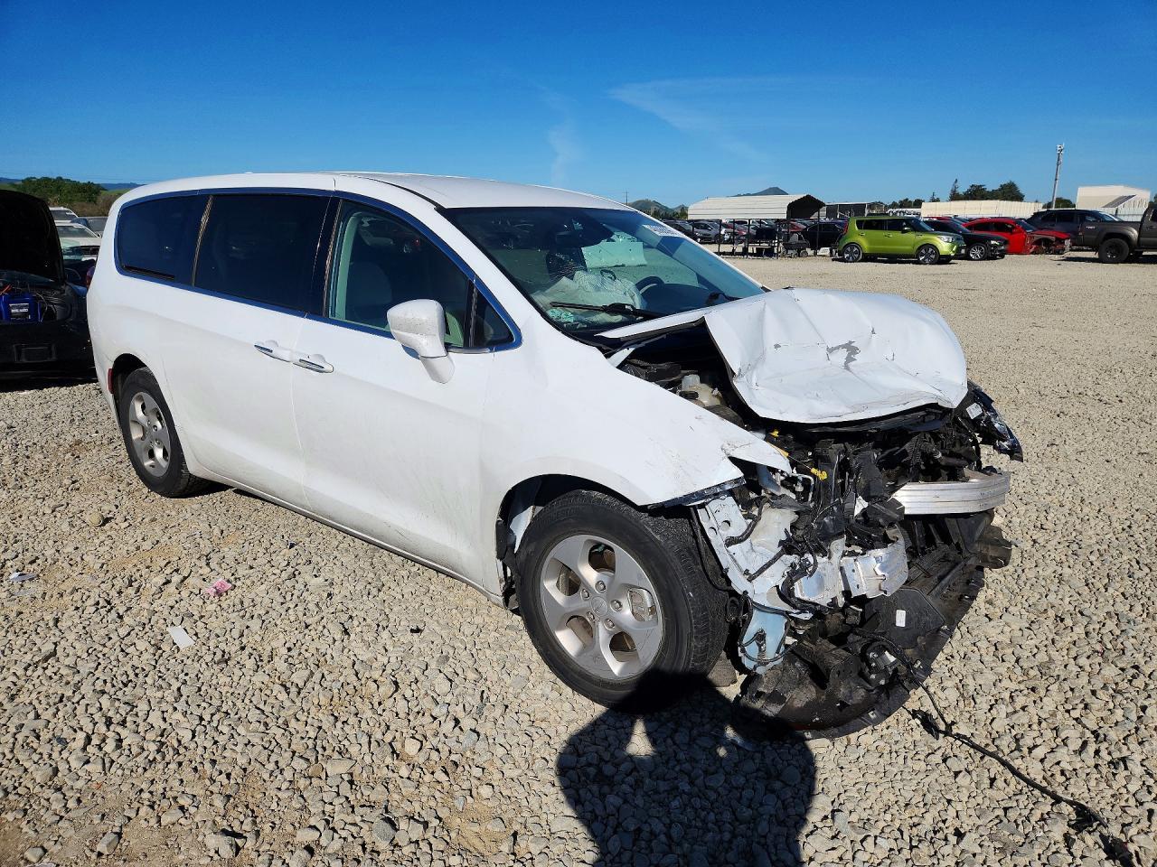2018 Chrysler Pacifica Touring L F - Фото 4