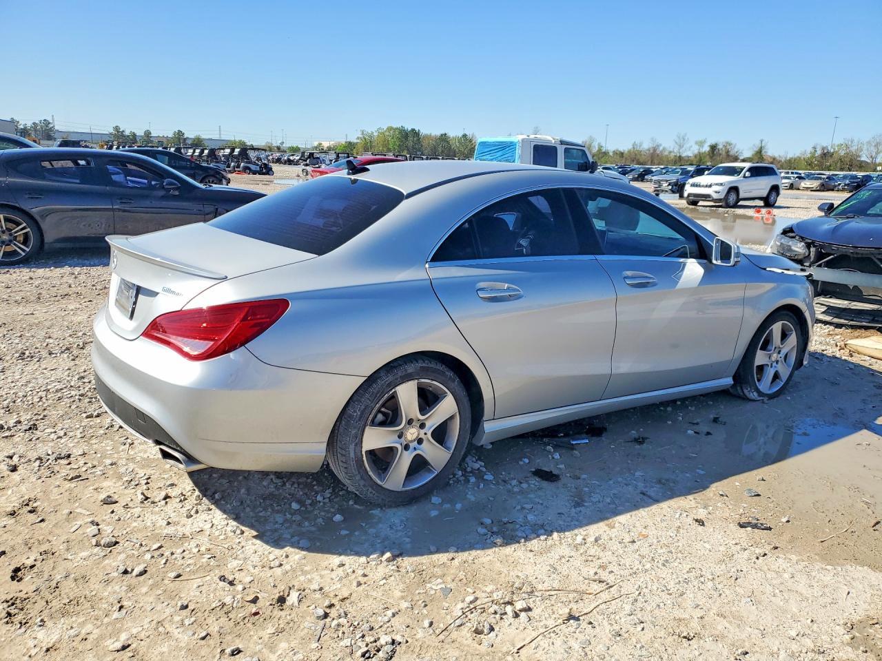 2015 Mercedes-Benz Cla 250 - Фото 3