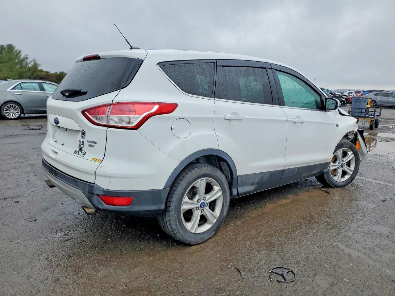 2016 Ford Escape Se - Фото 3
