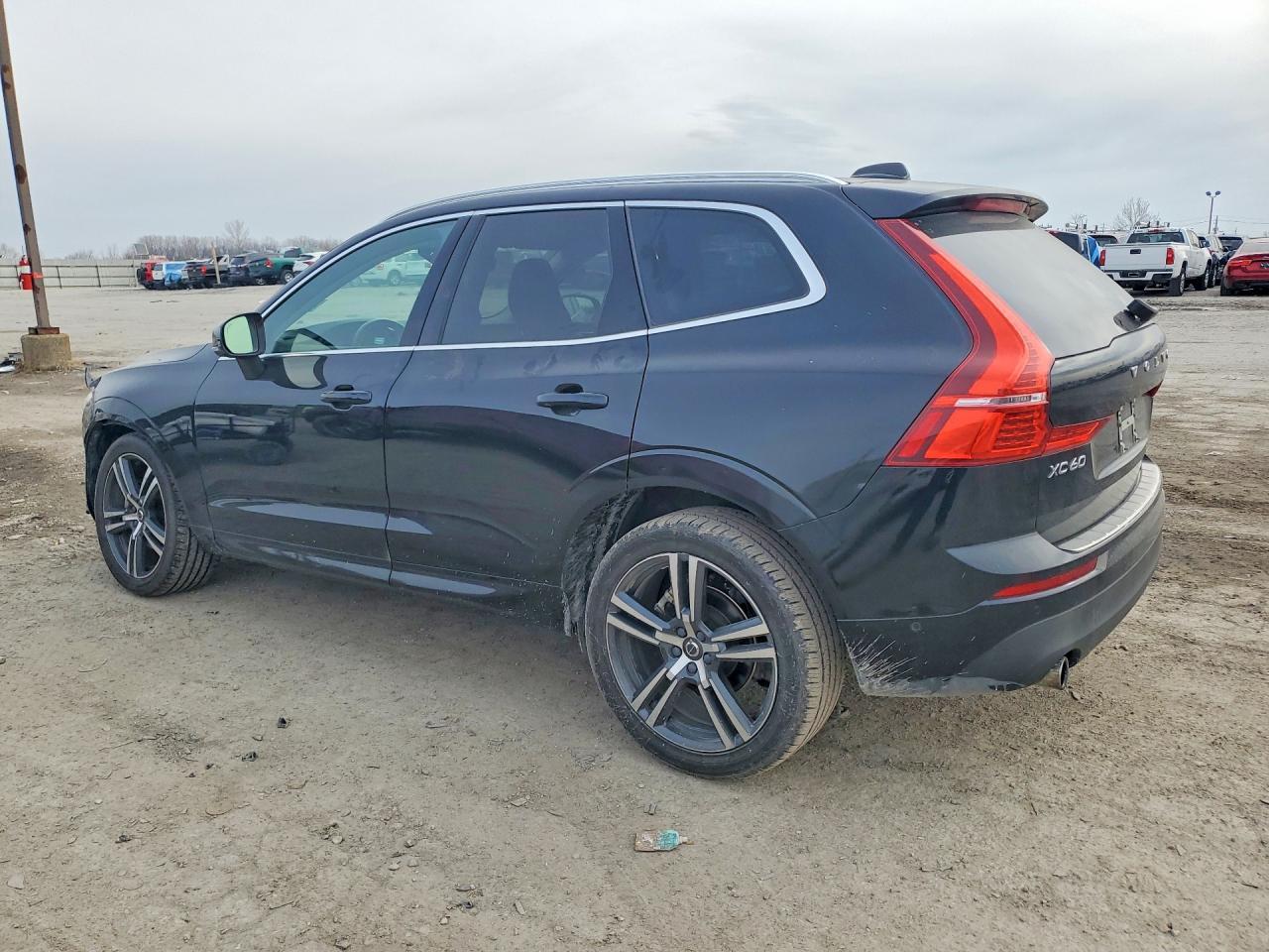 2019 Volvo Xc60 T5 - Фото 2