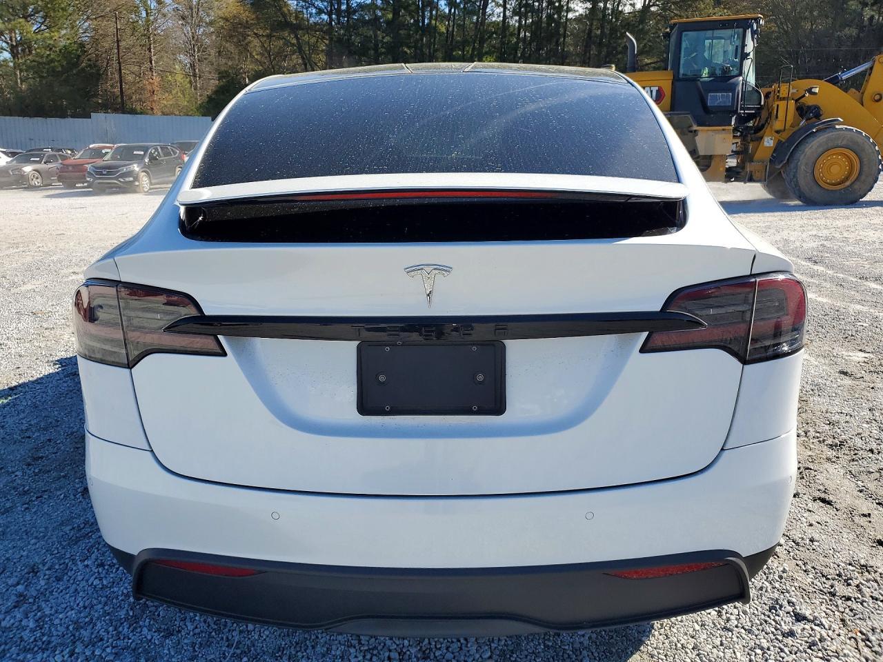 2022 Tesla Model X - Фото 6