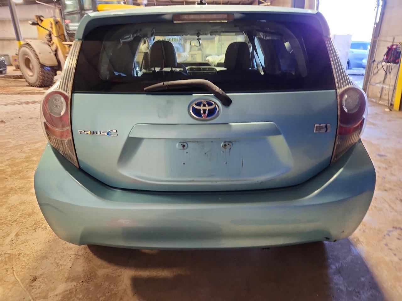 2012 Toyota Prius C Three - Фото 6