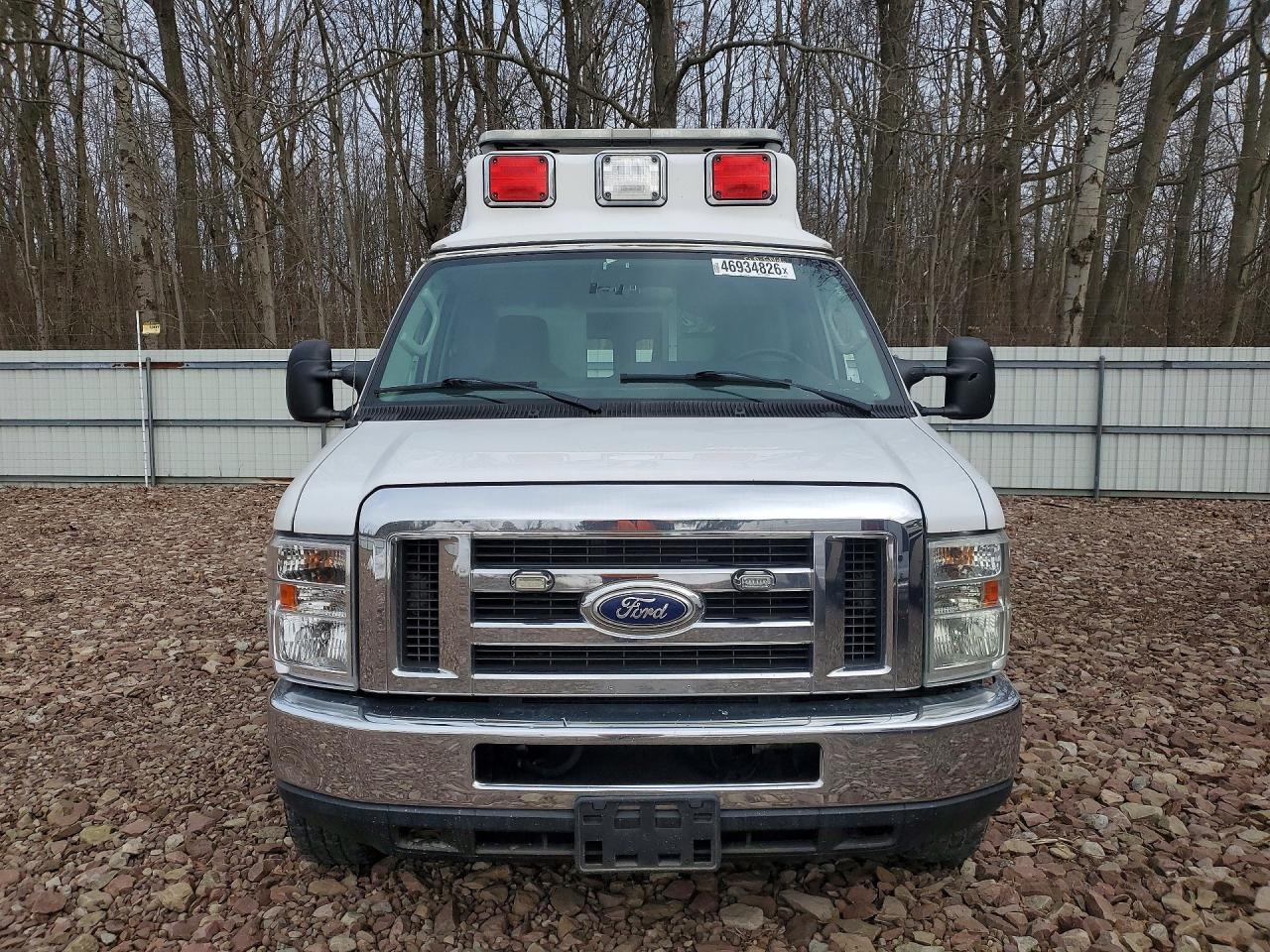 2014 Ford E350 Ambulance - Фото 5