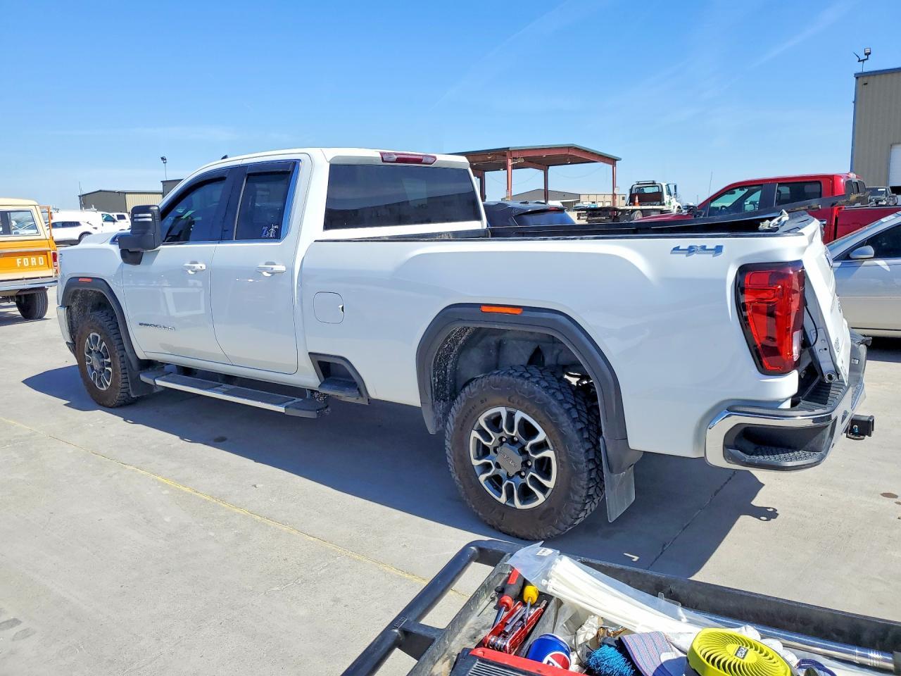 2022 GMC Sierra K3500 Sle - Image 2