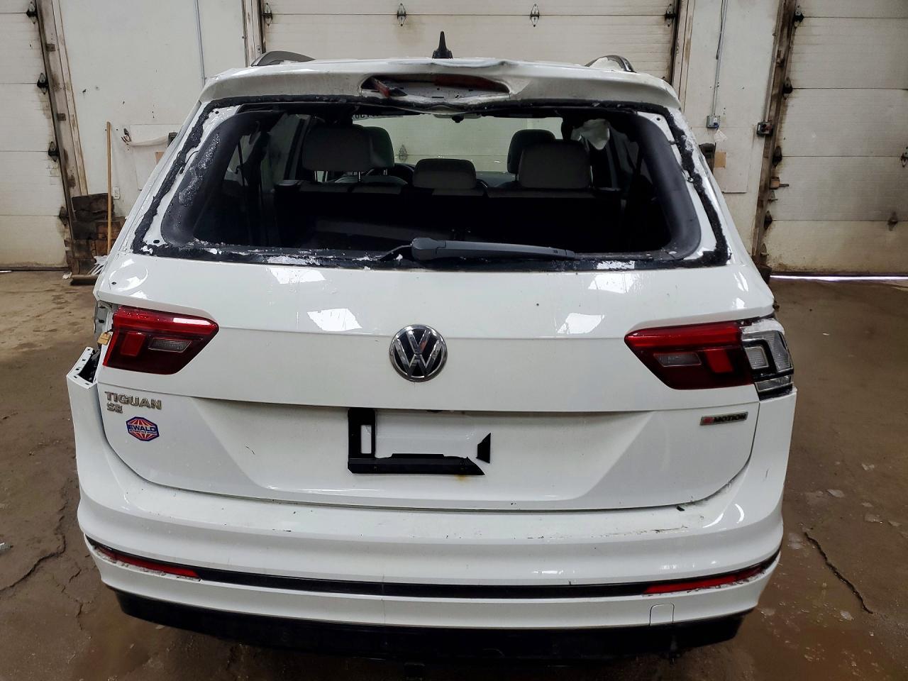 2020 Volkswagen Tiguan Se/Sel - Image 6