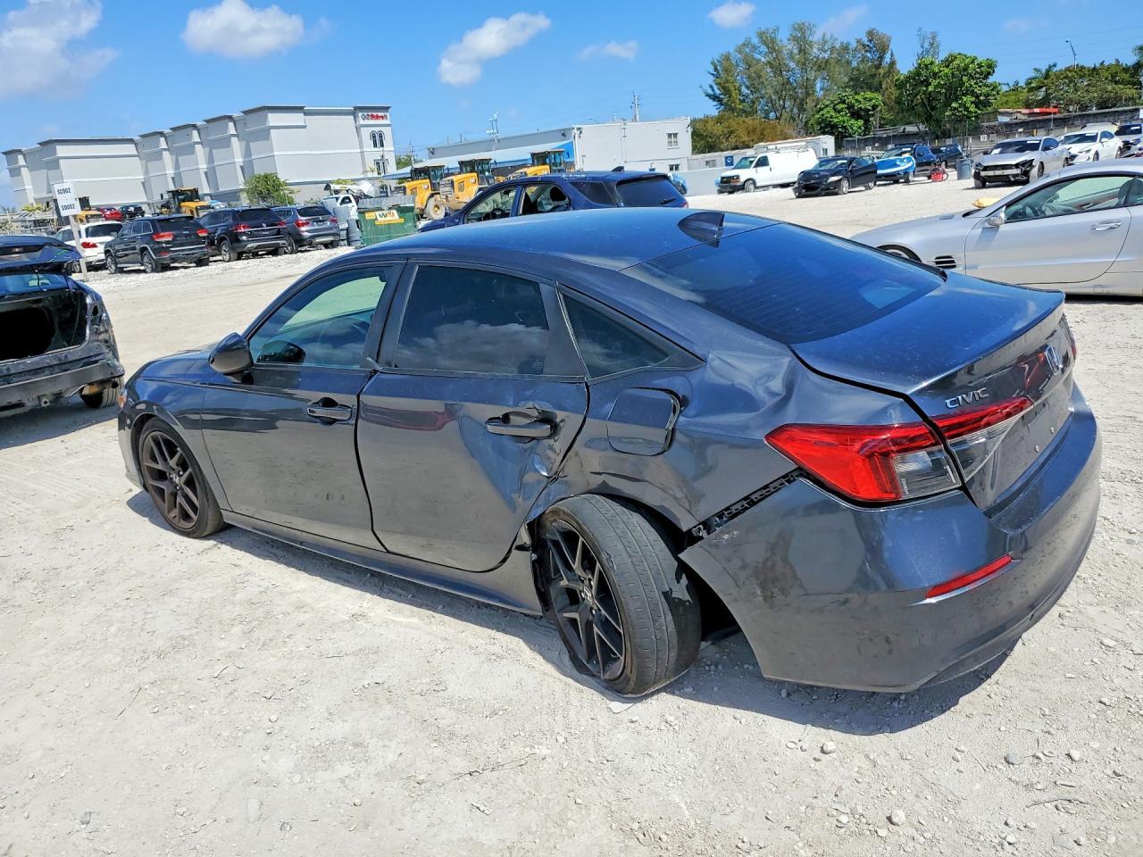 2023 Honda Civic Sport - Фото 2