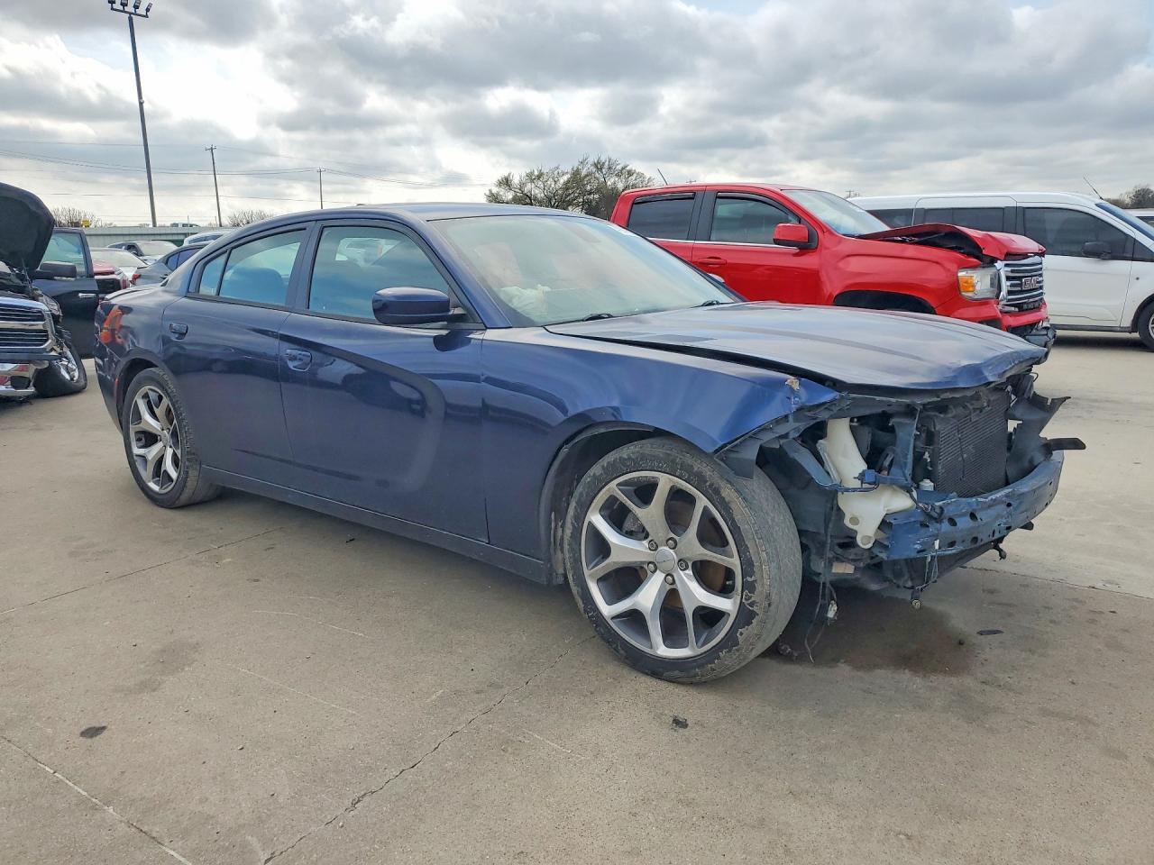 2015 Dodge Charger Sxt - Фото 4