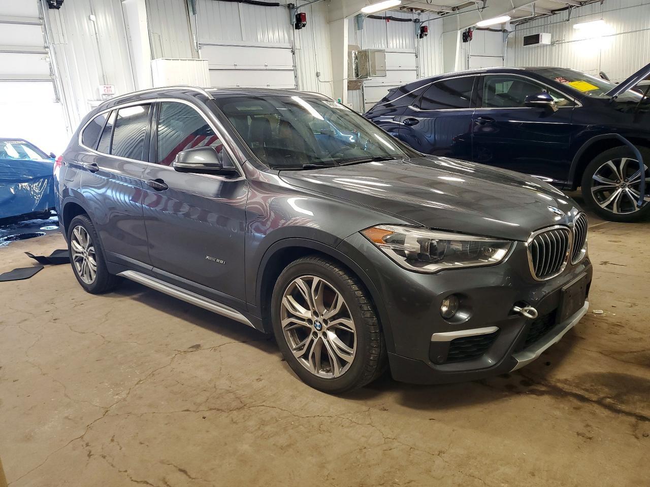 2016 BMW X1 xDrive28I - Фото 4