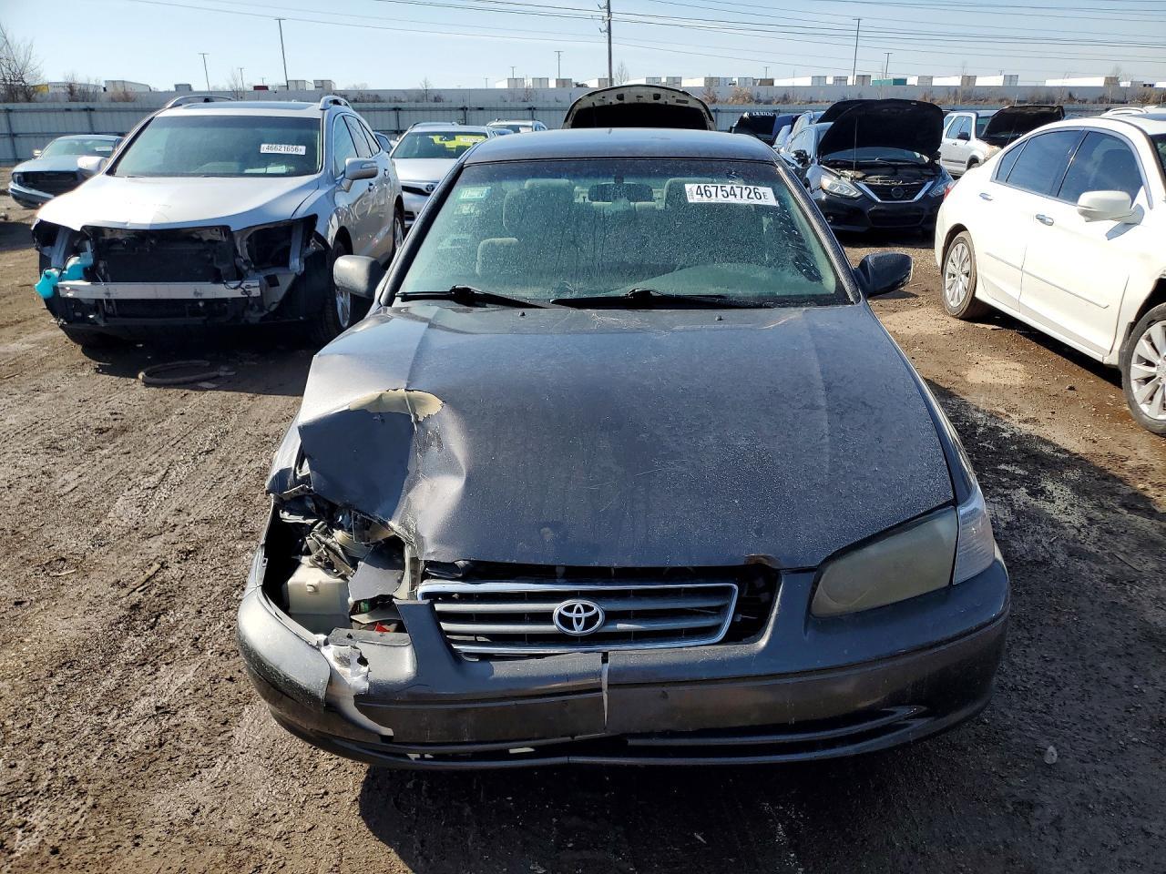 2000 Toyota Camry Le - Image 5