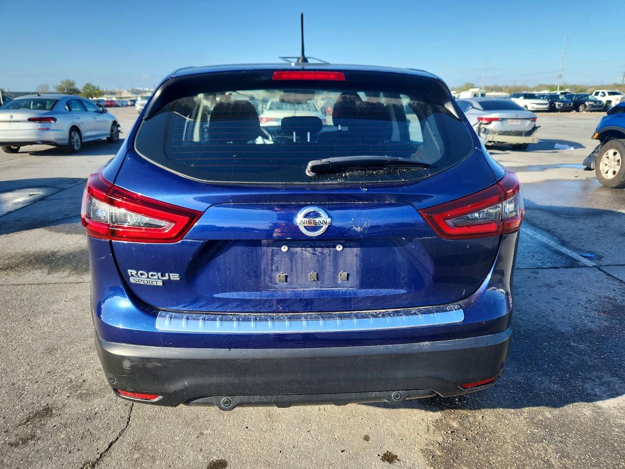 2021 Nissan Rogue Sport S - Фото 6