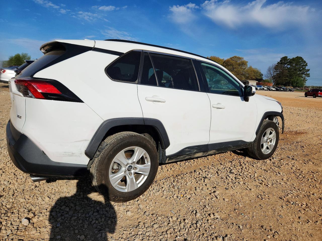 2021 Toyota Rav4 Xle - Image 3