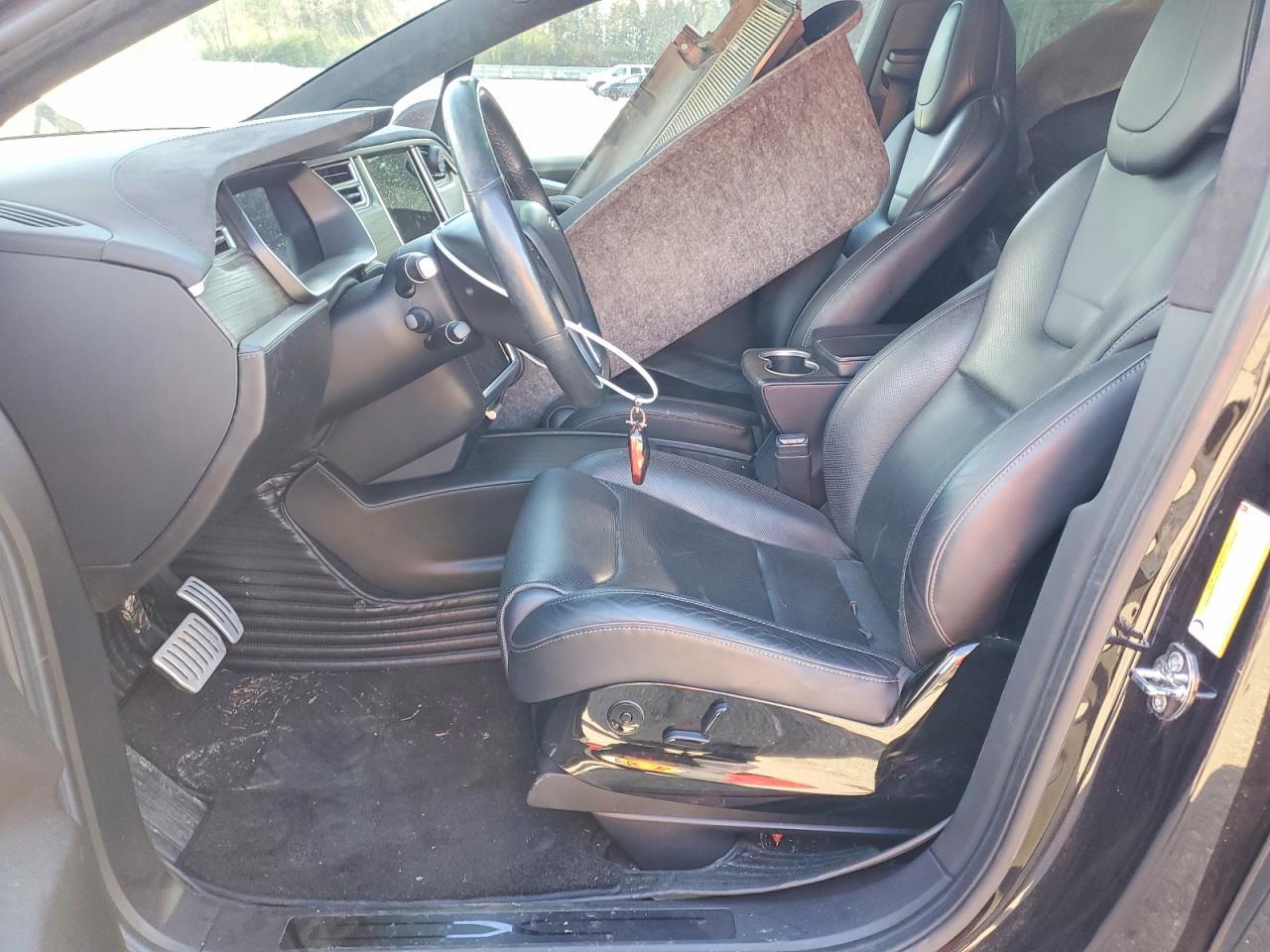 2016 Tesla Model X - Image 7